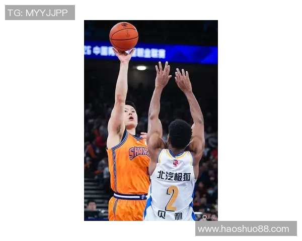 上海男篮迎战火箭队期待精彩对决球迷热情高涨助威现场气氛火爆